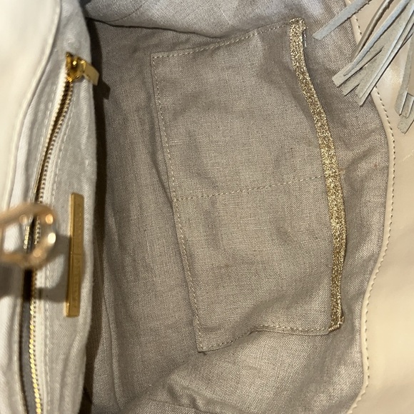 LAUREN MERKIN
Reese Toffee High Gloss Leather
Zipper Trim Tote Made In U…